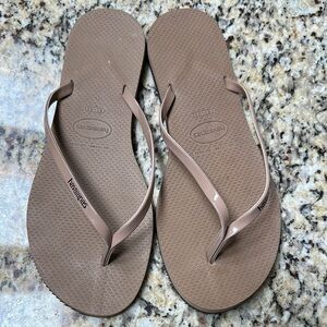 Havaianas You Metallic Rose Gold Slip On Flip Flops Women’s 11/12 Beach Summer
